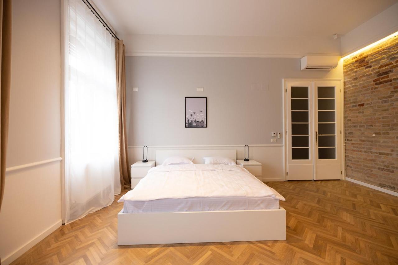 Carol Residence 티미쇼아라 외부 사진