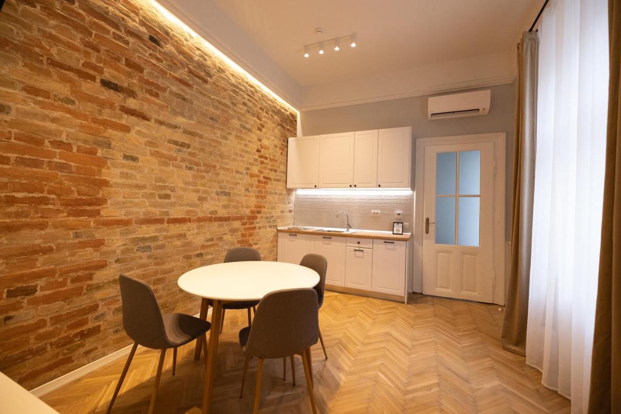 Carol Residence 티미쇼아라 외부 사진